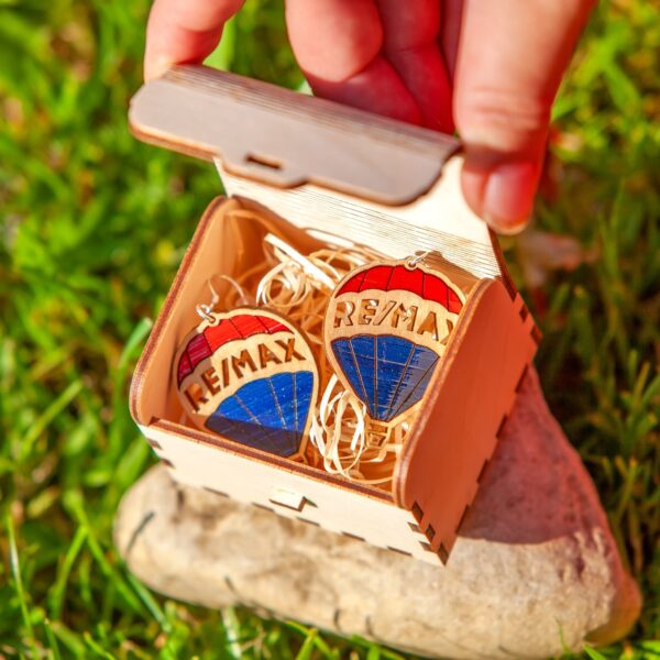 Kõrvarõngad, Intarsia