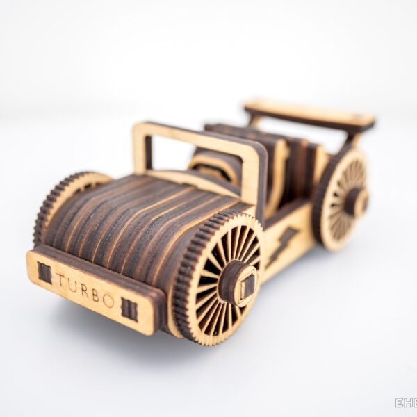Vineerist mänguauto, numbrimärk, Turbo
