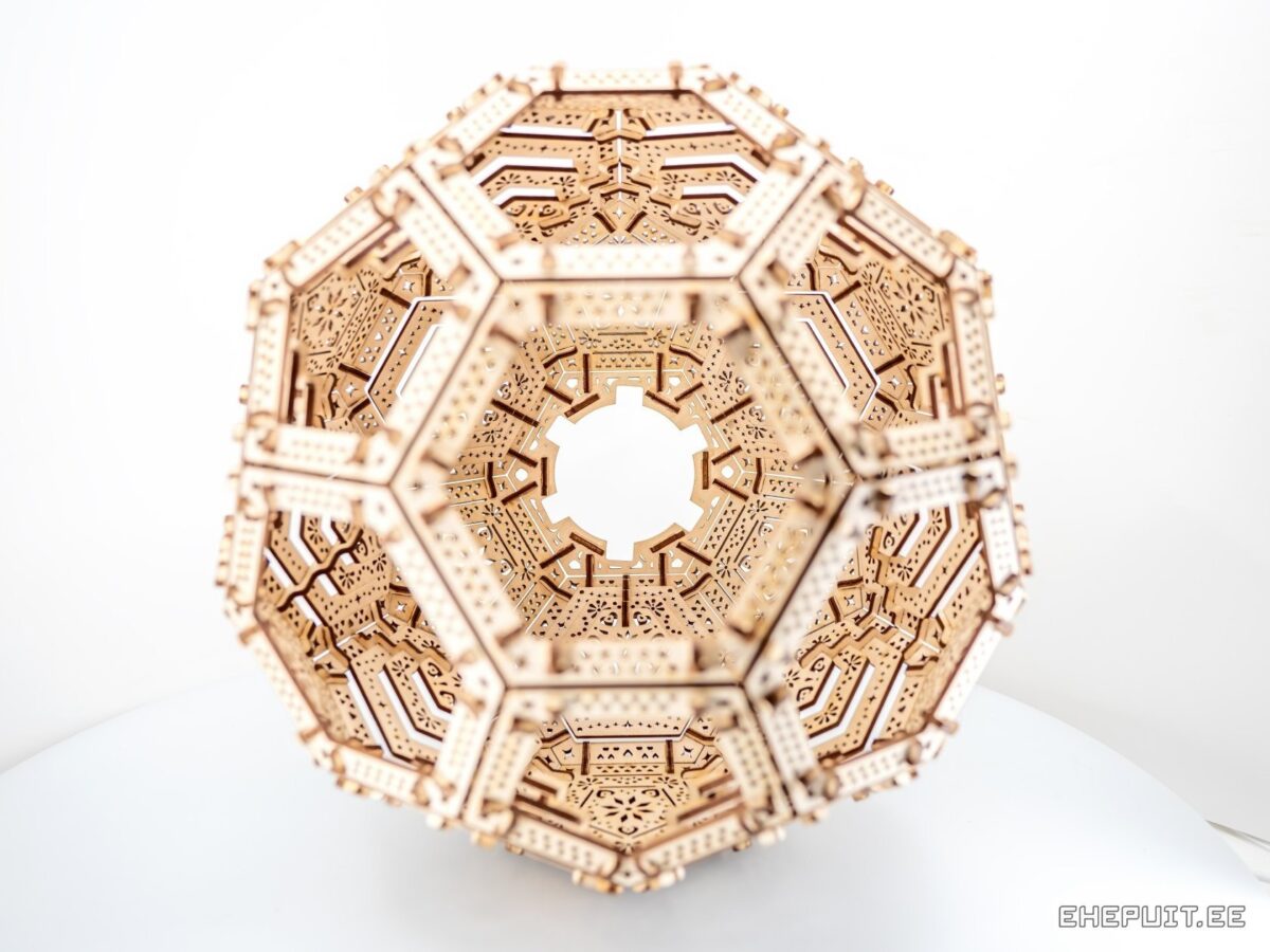 Truncated Icosahedron, E27