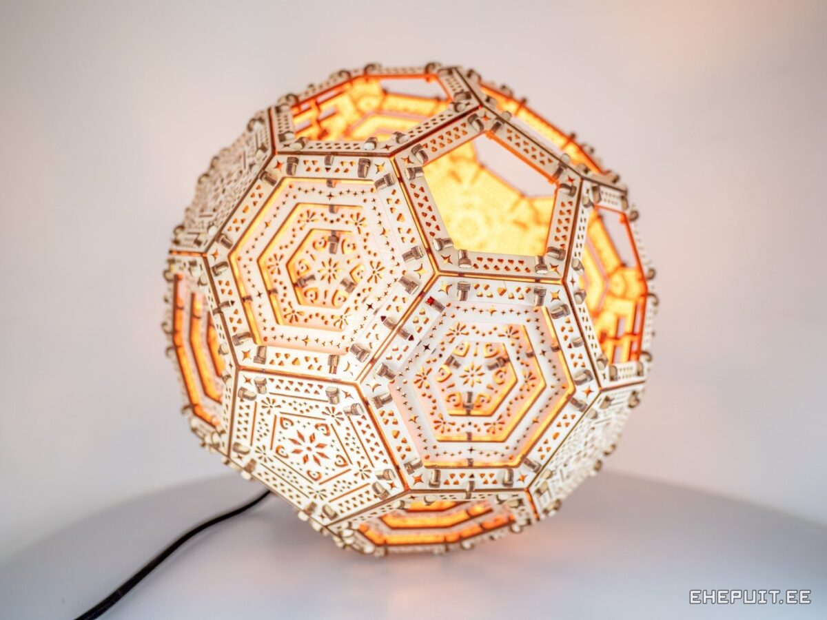 Truncated Icosahedron, E27