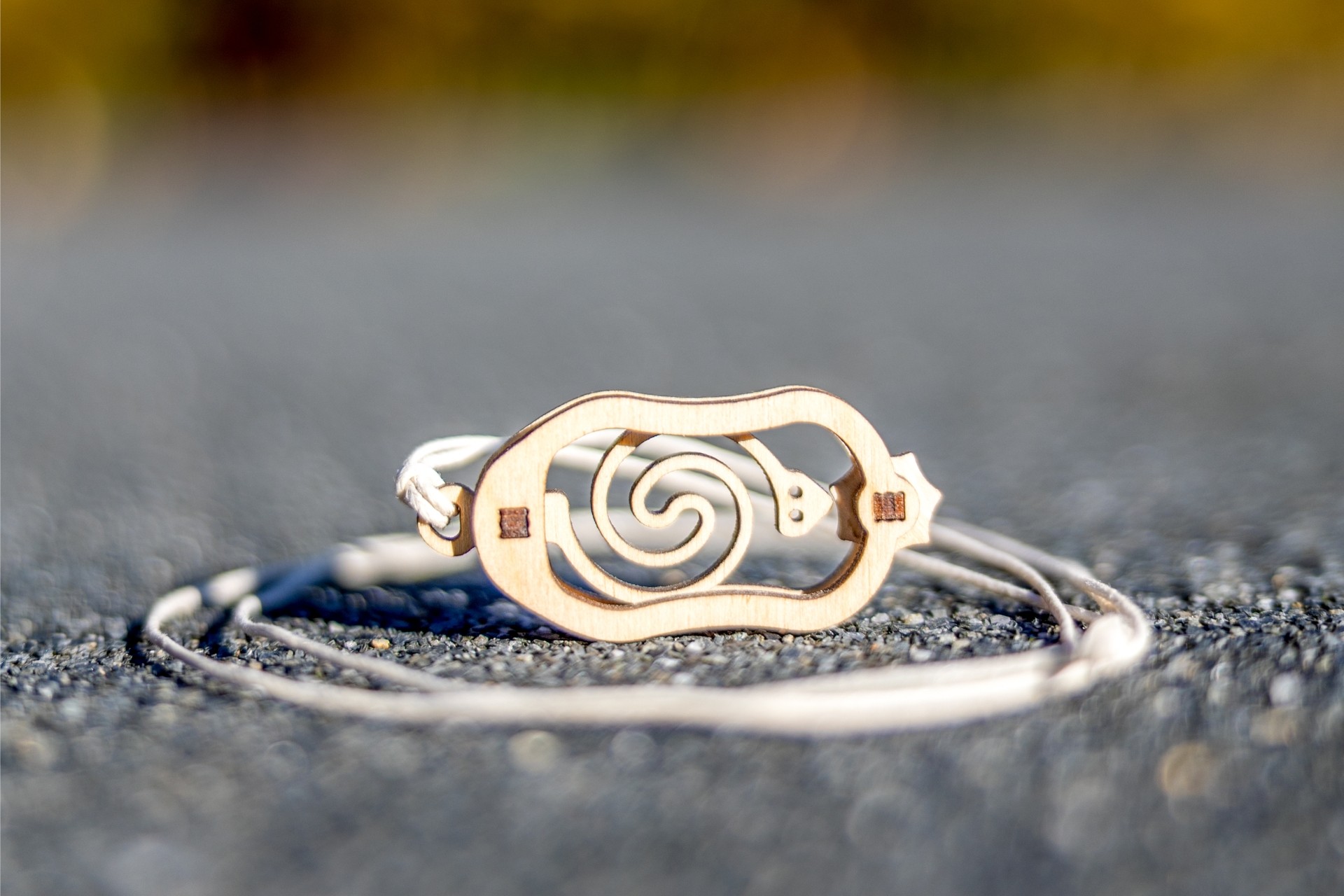 Ripats, lõgismadu, puidust, madu