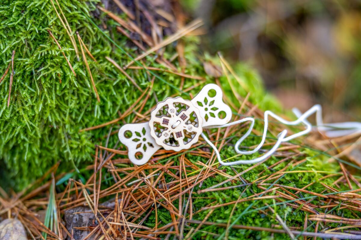 Puidust Kondivurr, fidget spinner, metsas, sambla peal - käsitöö, ATH ADHD ärevuse ja stressi leevendamiseks